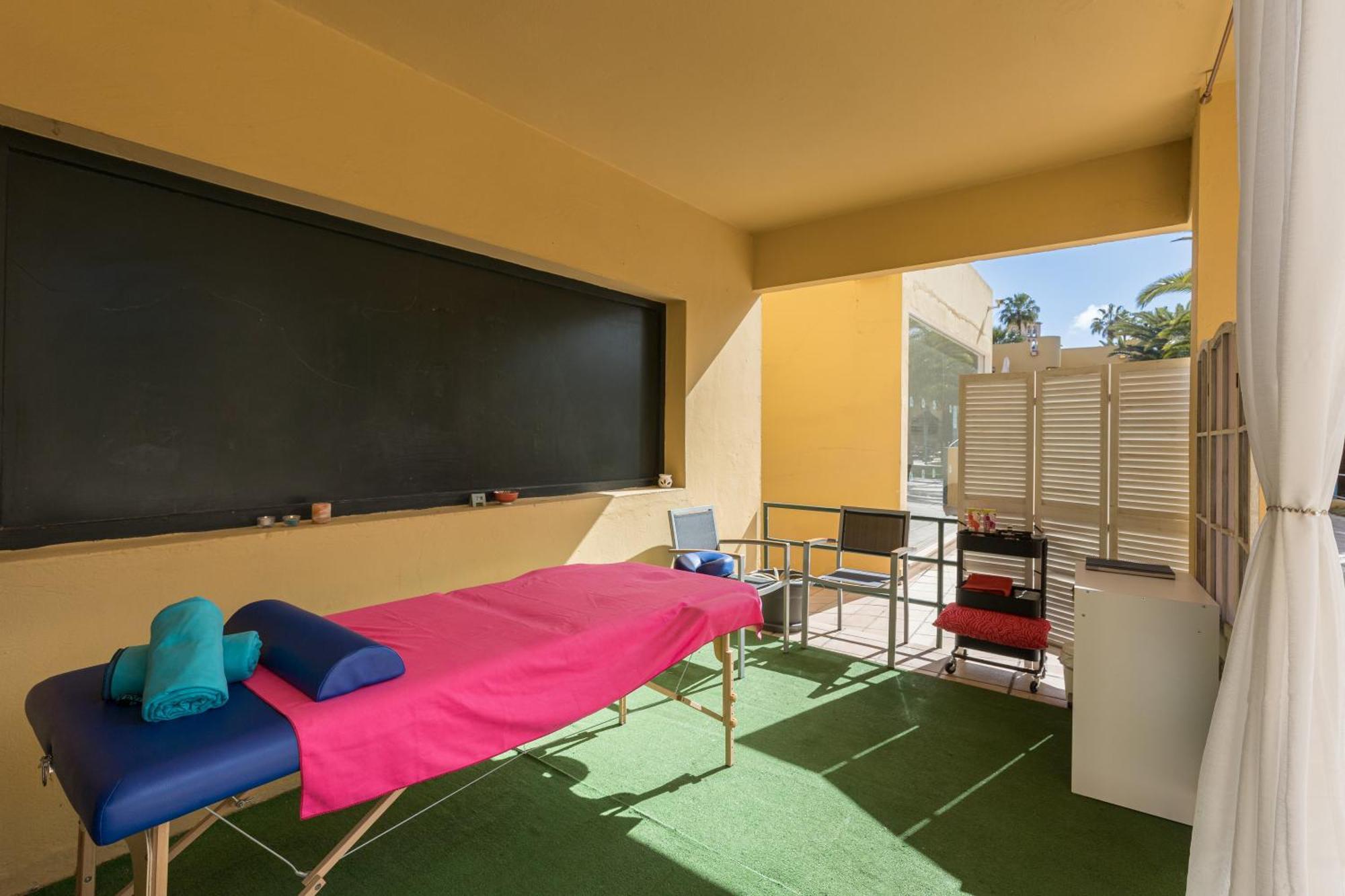 Home2Book Pool & Tennis Court Cozy Apt, Corralejo Buitenkant foto