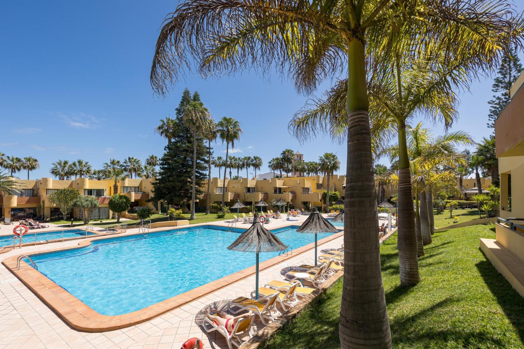 Home2Book Pool & Tennis Court Cozy Apt, Corralejo Buitenkant foto